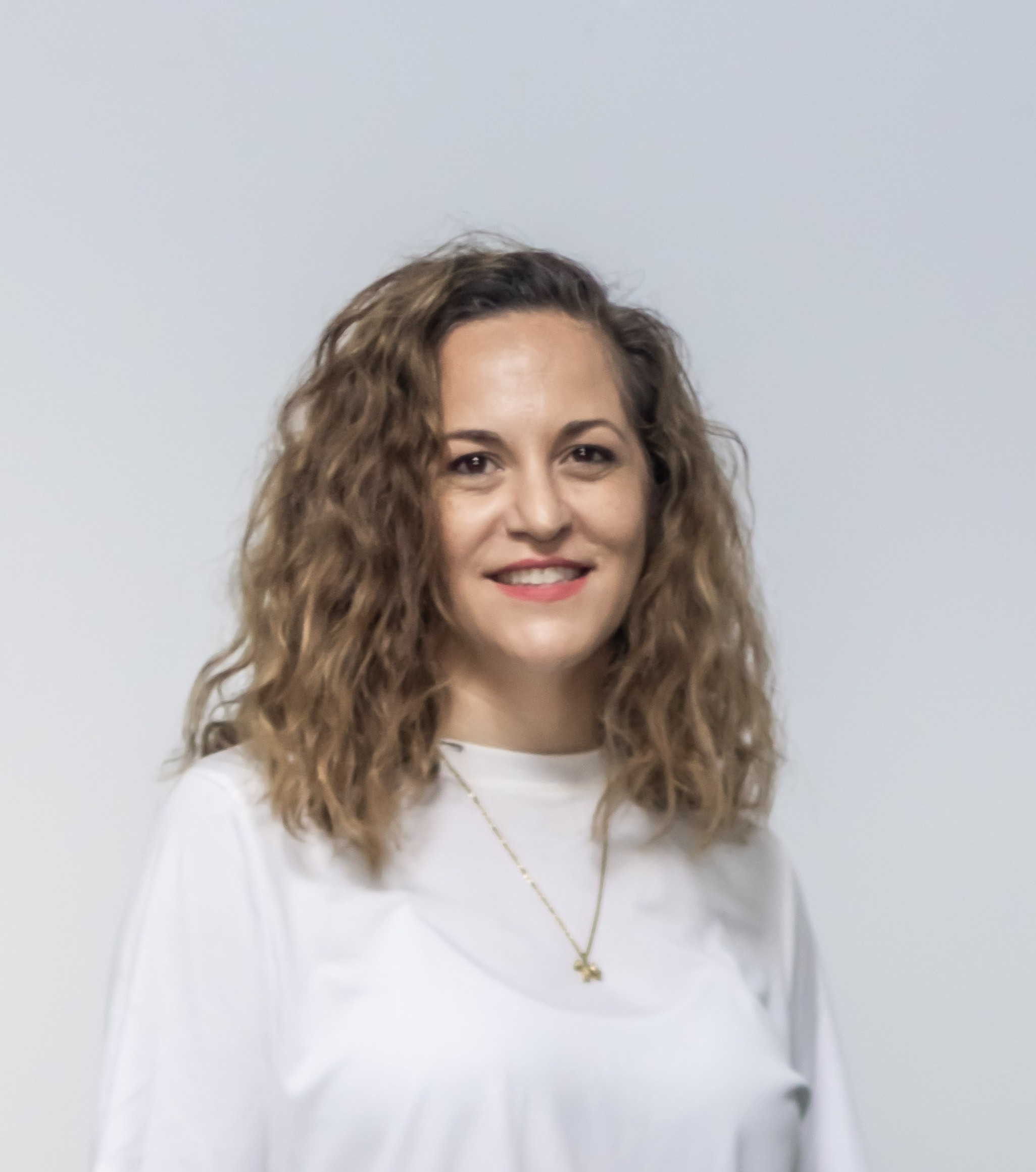 מיכל יום טוב